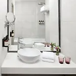 Nh Opera Faubourg Hotel