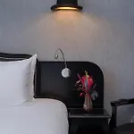 Nh Opera Faubourg 4*