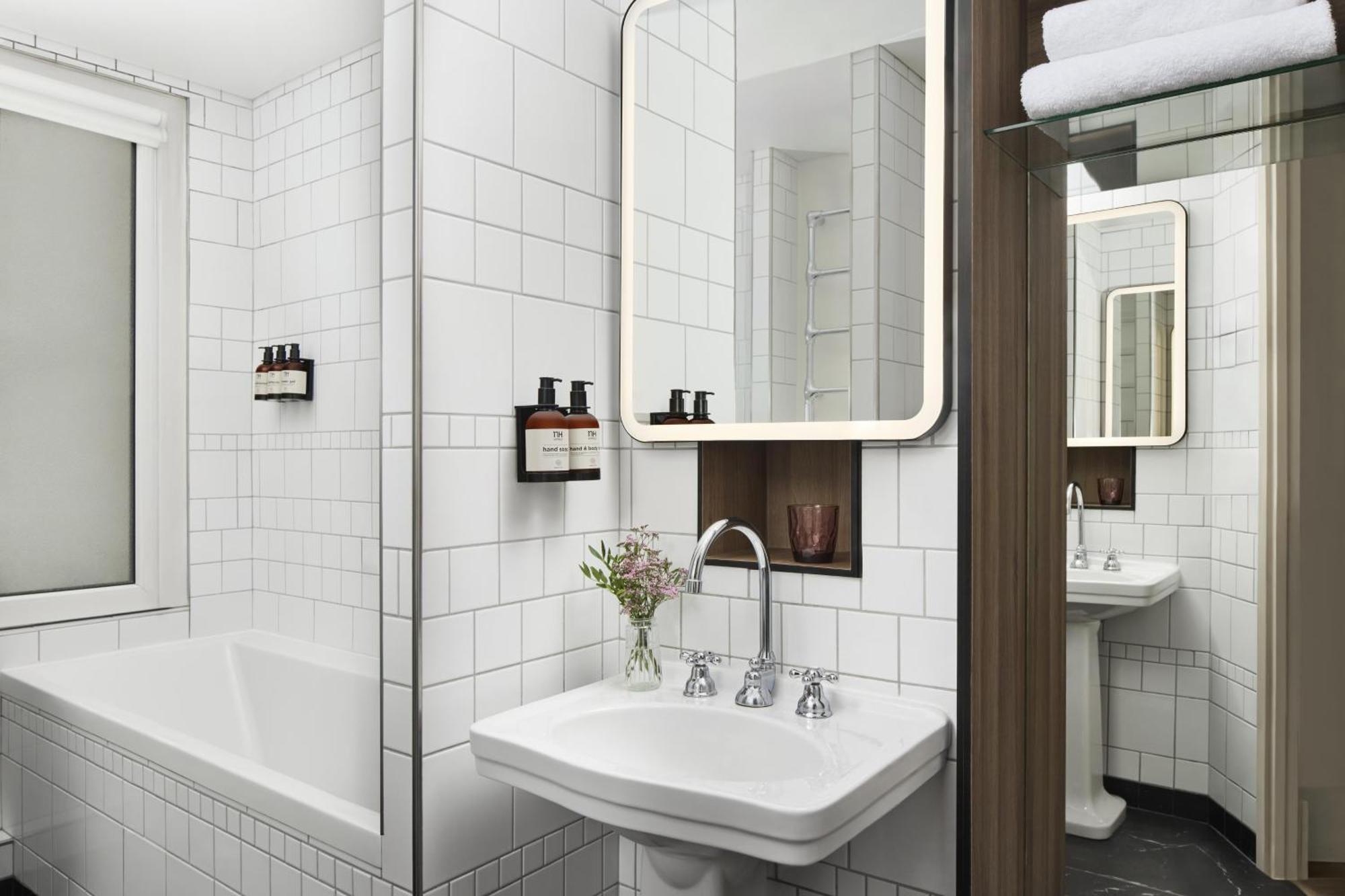 Hotel Western Premier Opéra Faubourg 4*